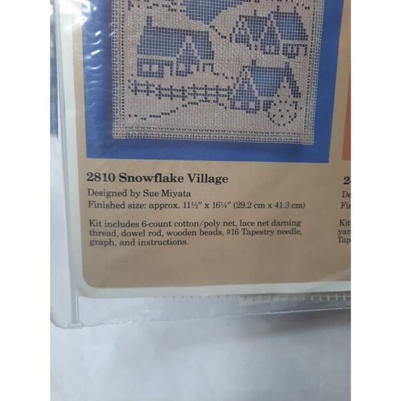 Vintage The Creative Circle Needlework Kit 2810 Snowflake Village - Picture 5 of 7